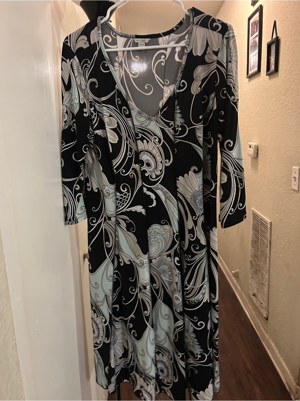 Amazon Black and Light Blue Floral Swirl V-Neck Long Sleeve Dress